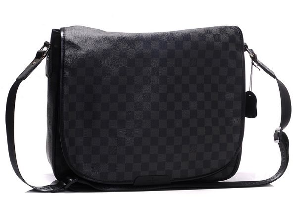 sacoche louis vuitton homme noir